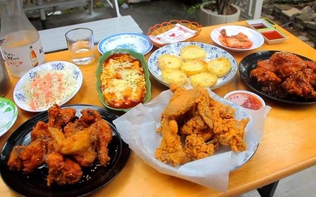 Ga-Com-Nuong-Nha-Hang-Han-Quoc