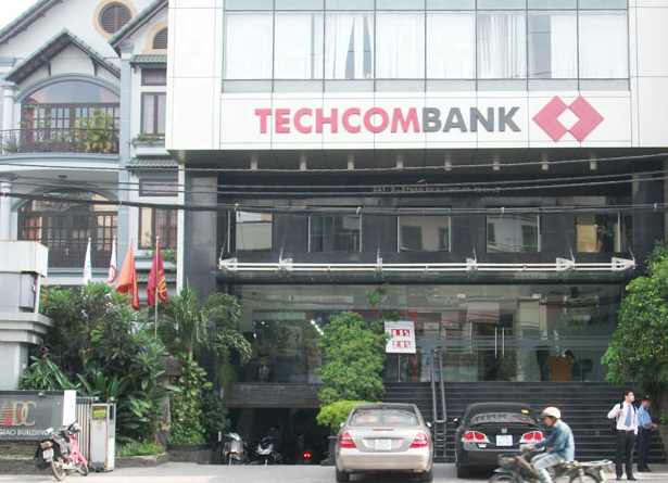 nam giao building
