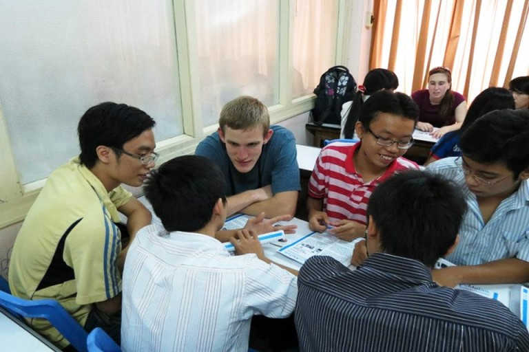 ngoai ngu thanh nien