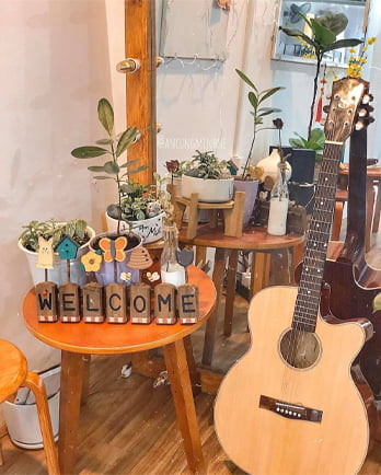 quan cafe tiem chung minh